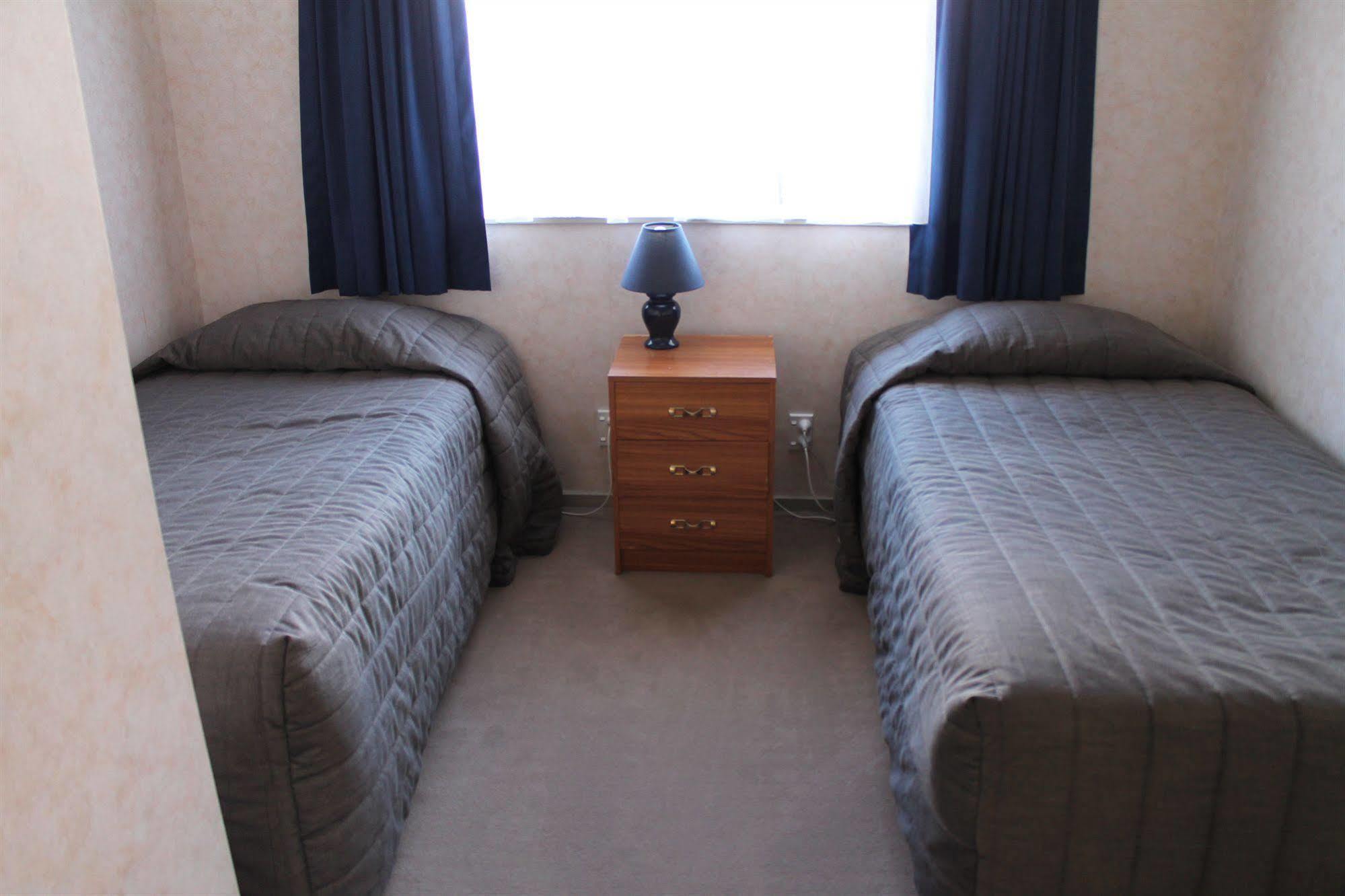וונגאנואי Riverview Motel מראה חיצוני תמונה