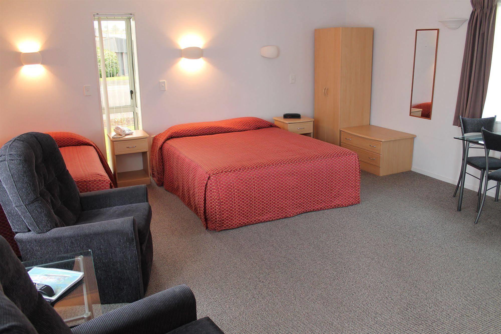 וונגאנואי Riverview Motel מראה חיצוני תמונה